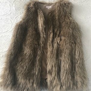 Never worn brown fur vest!